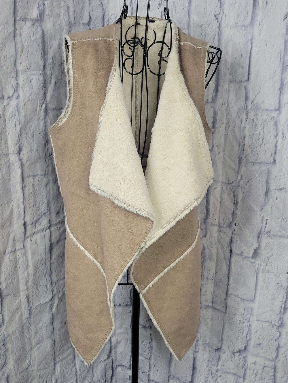 Guess Faux Suede Sherpa Waterfall Vest Tan Cream Size Small